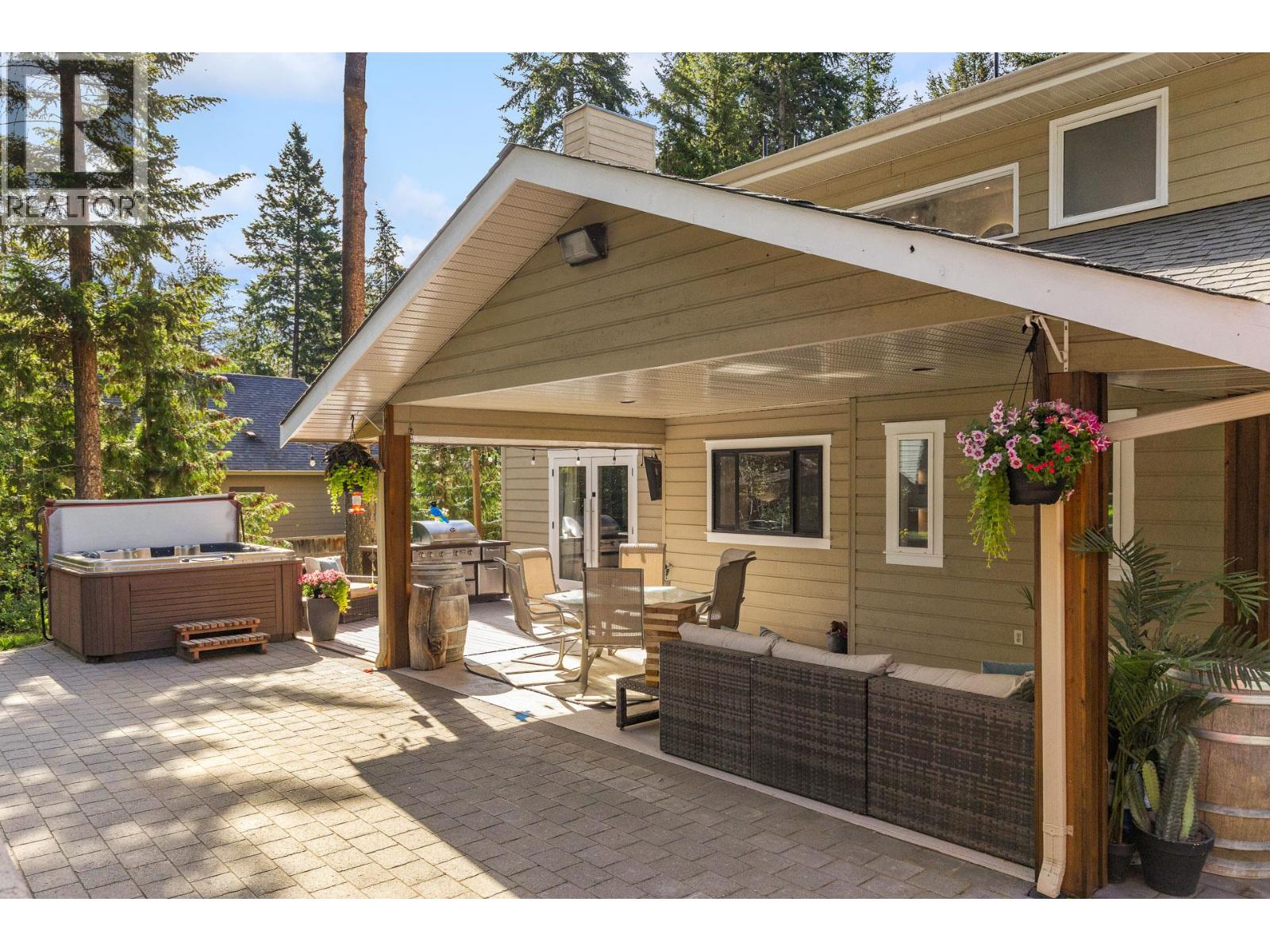 7654 Falcon Ridge Crescent - 73