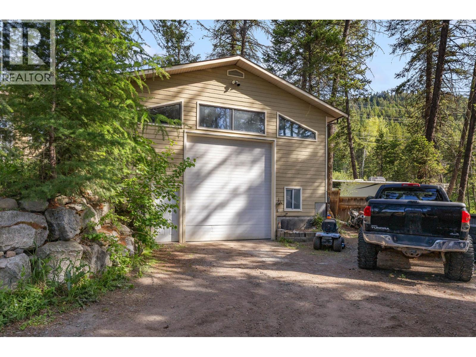 7654 Falcon Ridge Crescent - 78