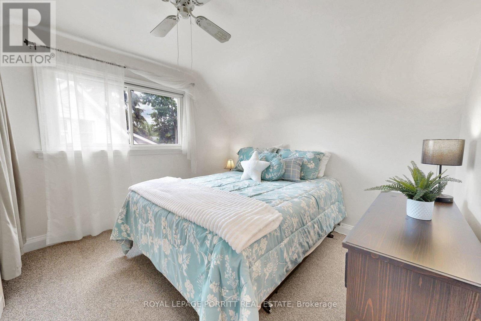 14 HESLOP DRIVE - 25