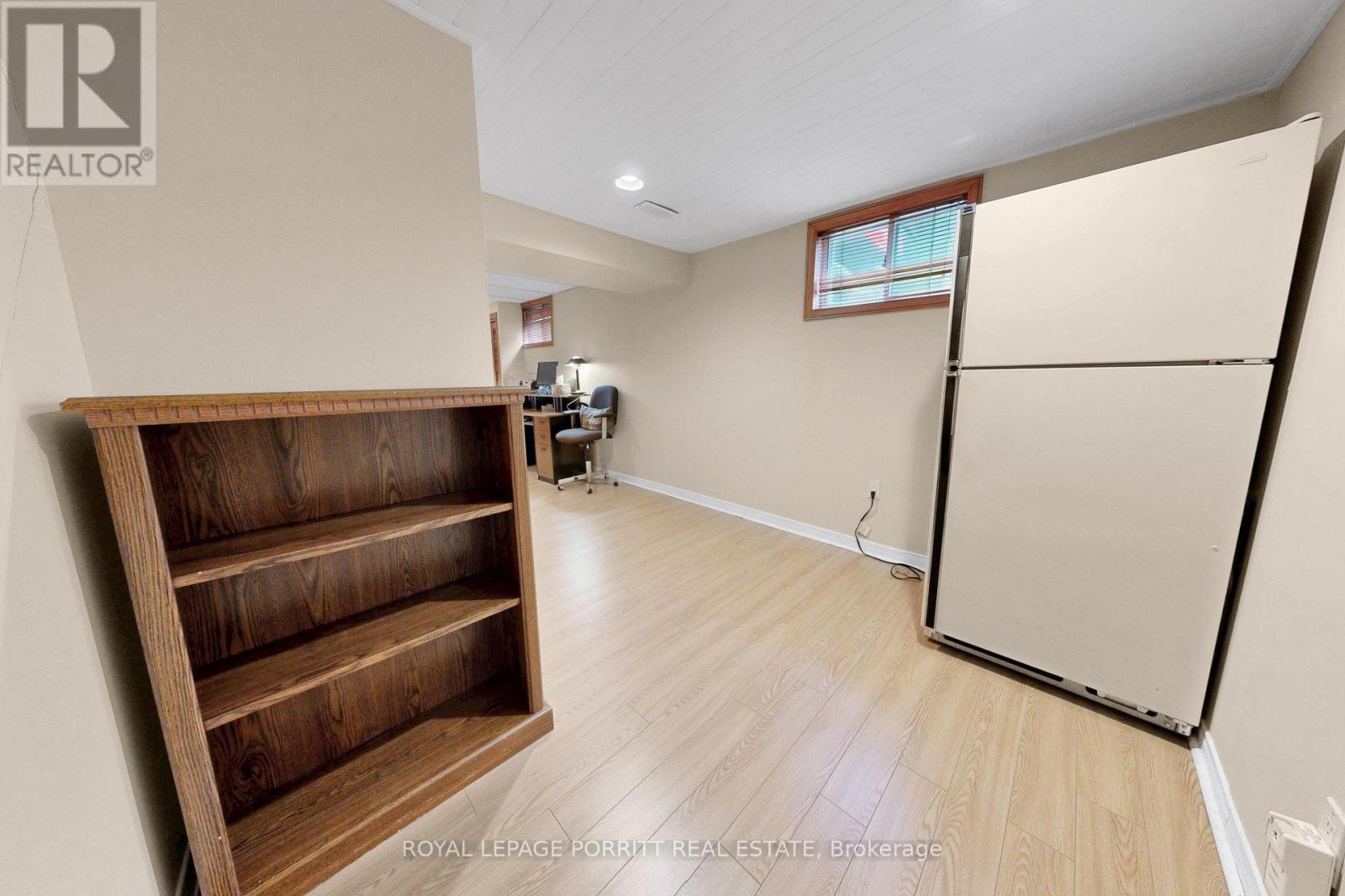 14 HESLOP DRIVE - 27