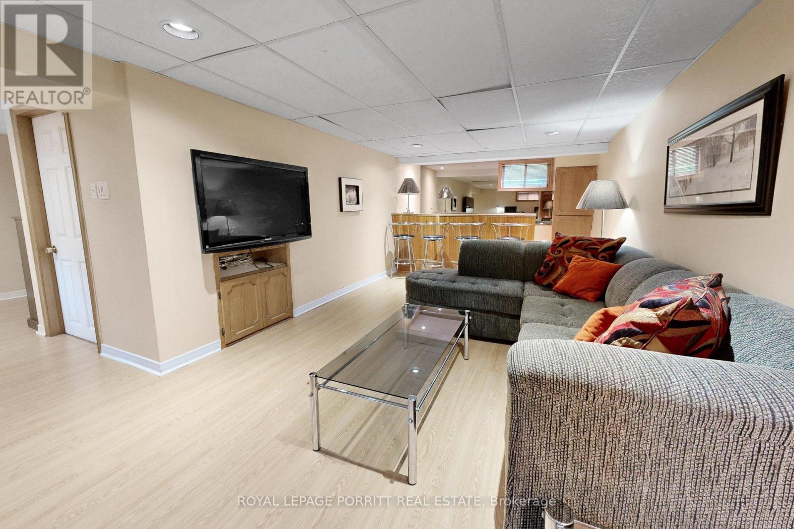 14 HESLOP DRIVE - 29