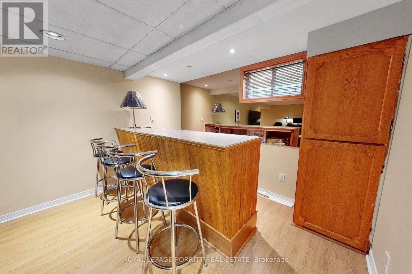 14 HESLOP DRIVE - 32
