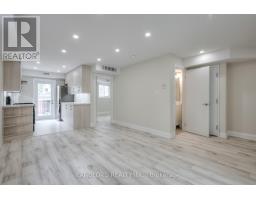 Main - 36 Yore Road, Toronto, ON M6M1W5 Photo 7