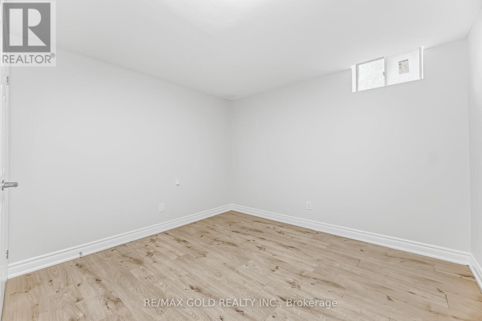 15 JUNETOWN CIRCLE - 30