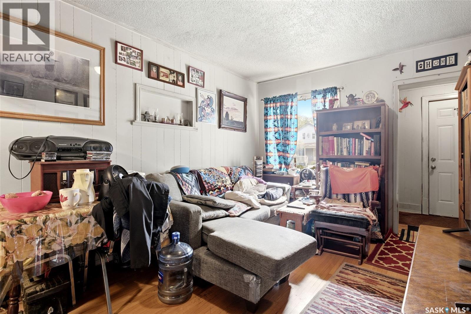 1205 McTavish STREET - photo 5