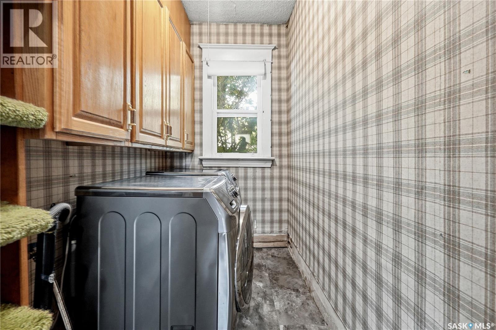 606 BEDFORD ROAD - 22