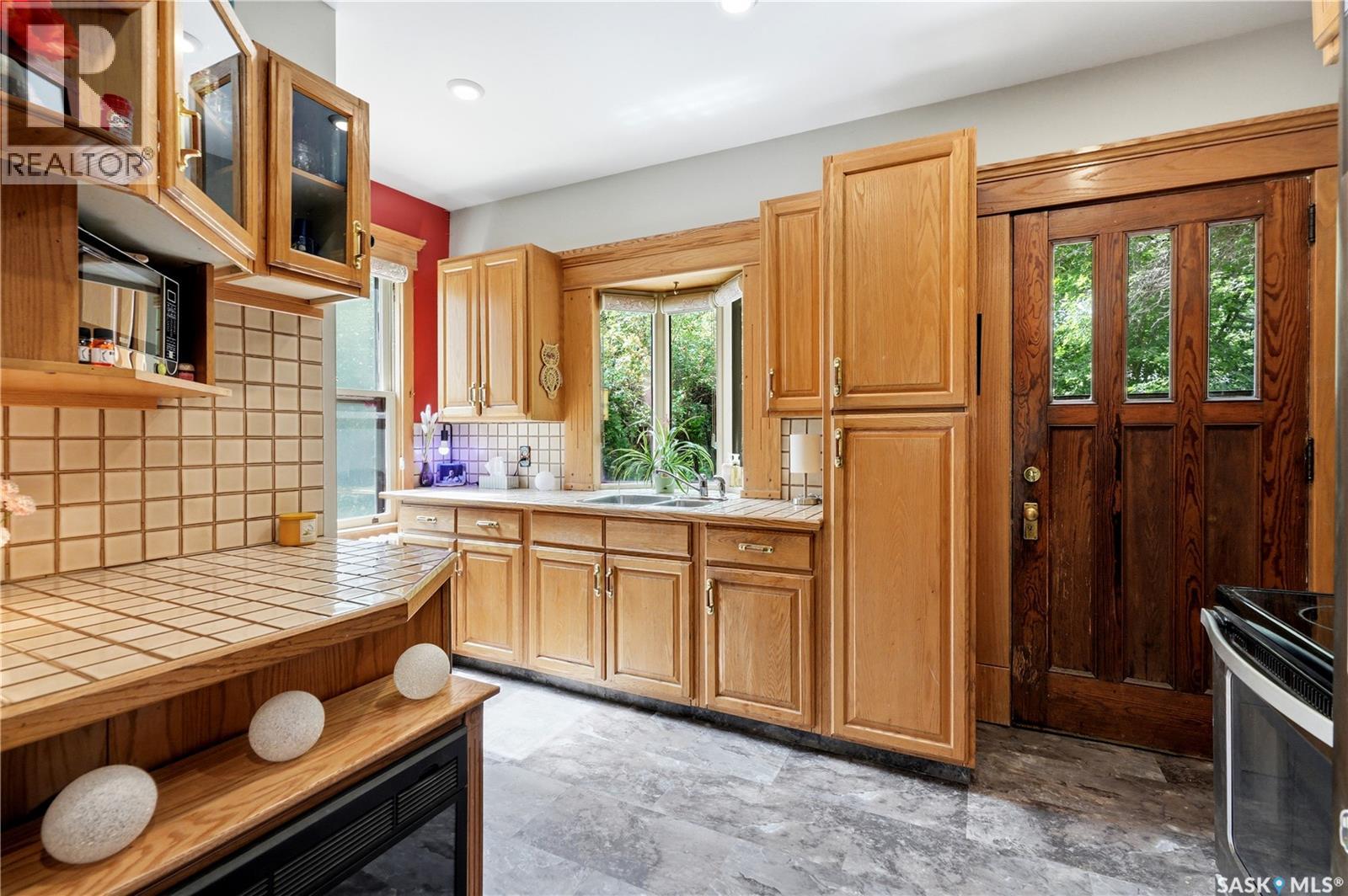 606 BEDFORD ROAD - 23