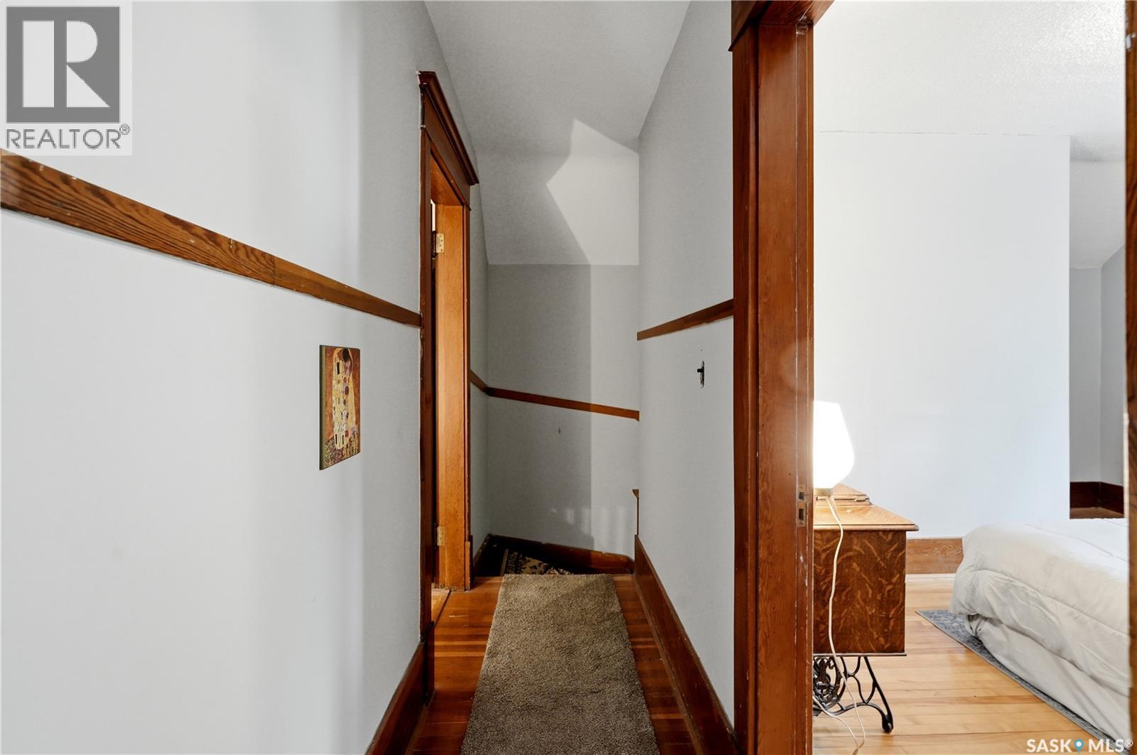 606 BEDFORD ROAD - 32