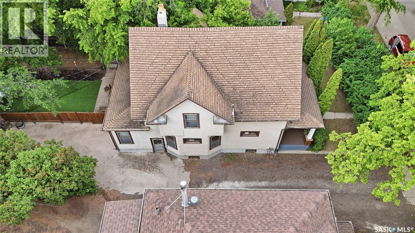 606 BEDFORD ROAD - 52