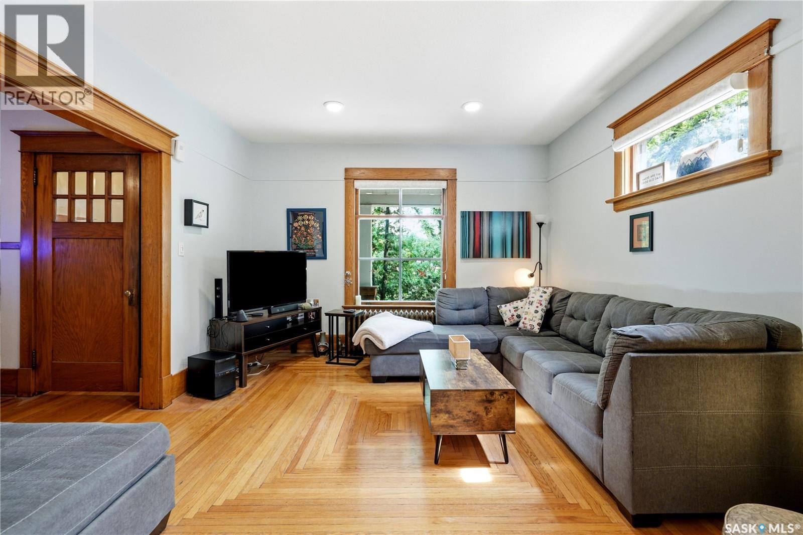 606 BEDFORD ROAD - 7