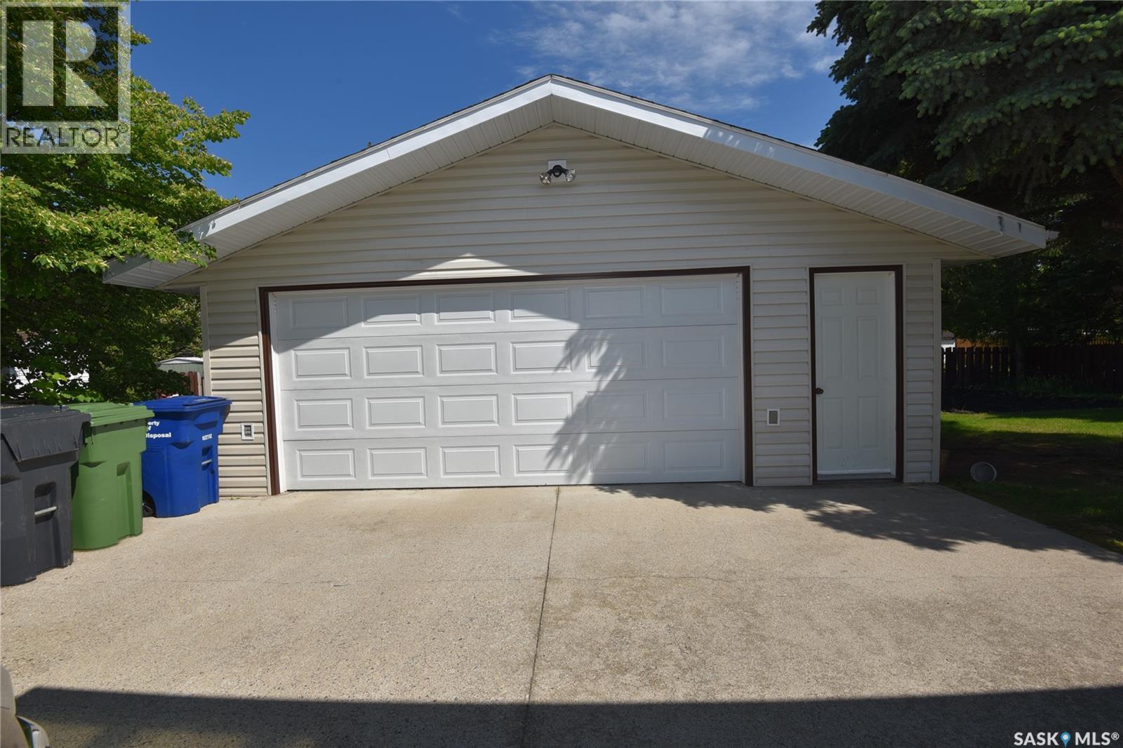 309 Watson CRESCENT - photo 3
