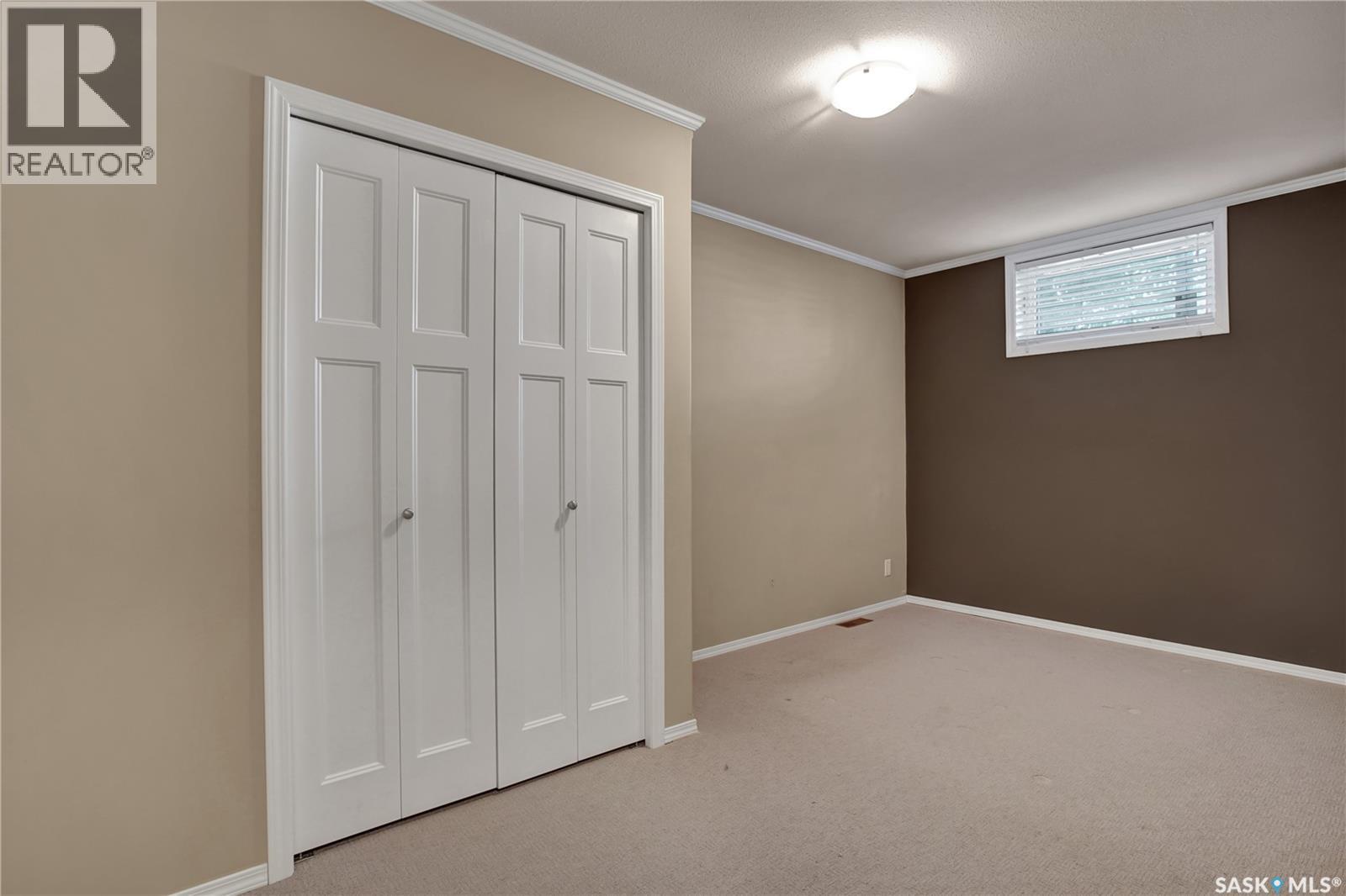 307 1022 Hampton CIRCLE — photo 14