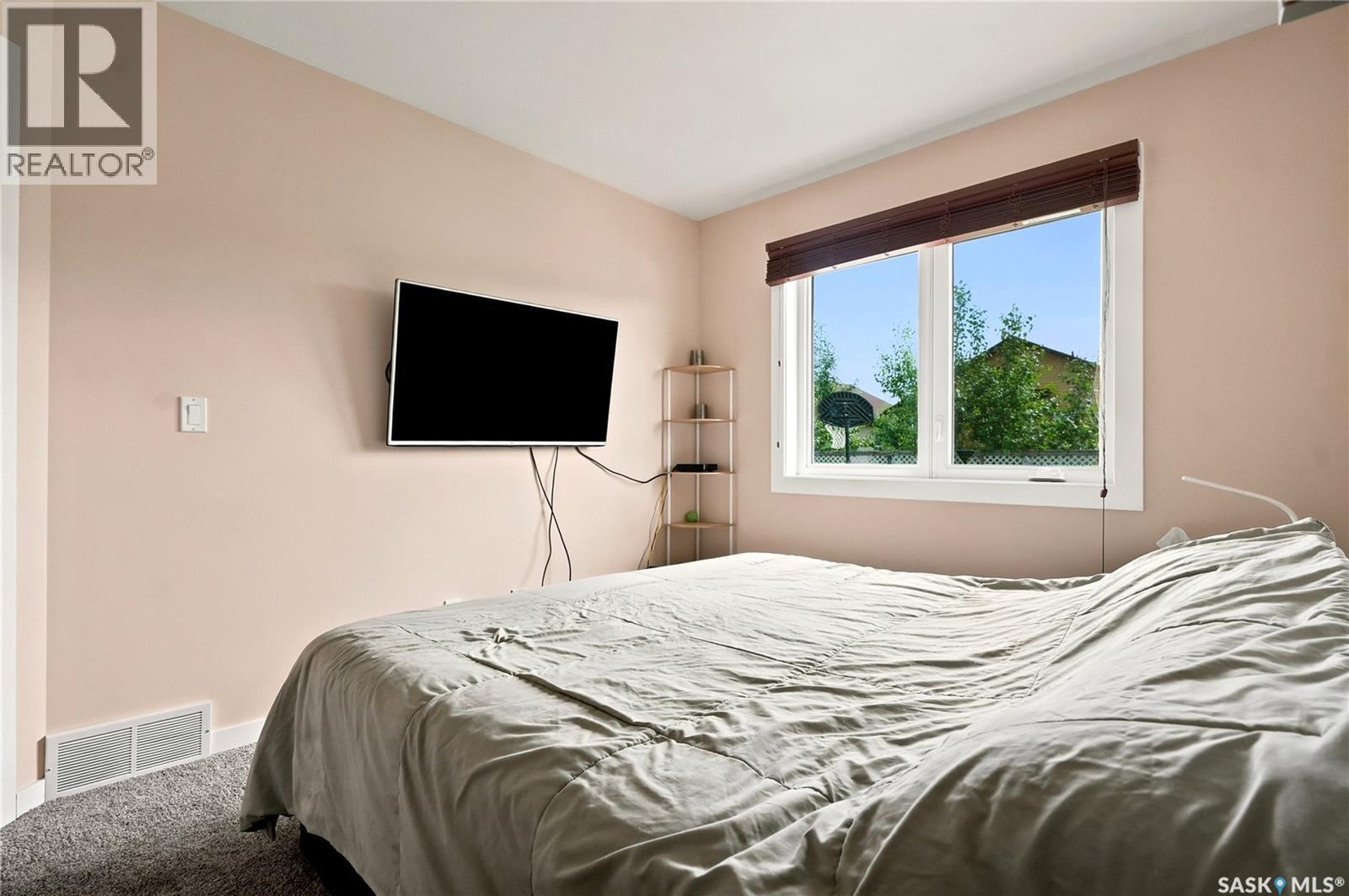 511 West Hampton BOULEVARD - 24