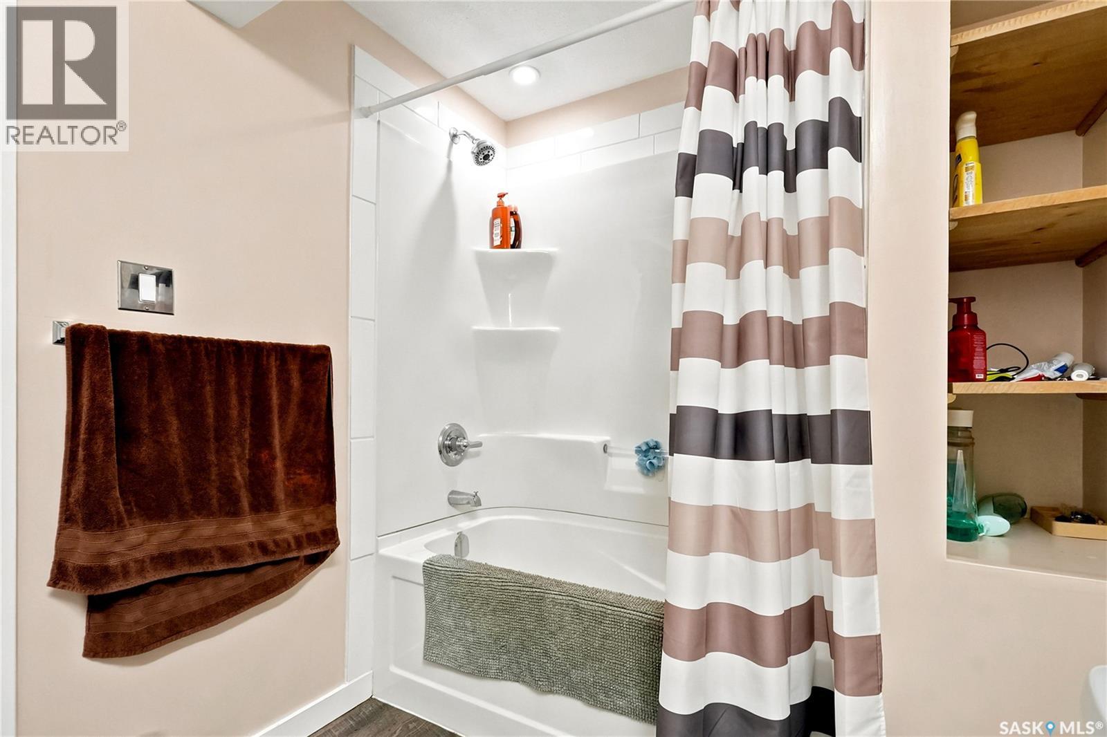 511 West Hampton BOULEVARD - 42