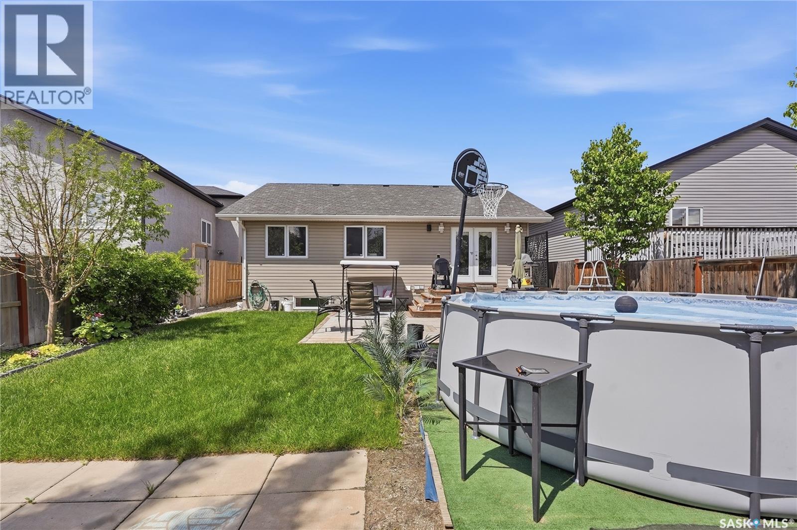 511 West Hampton BOULEVARD - 53