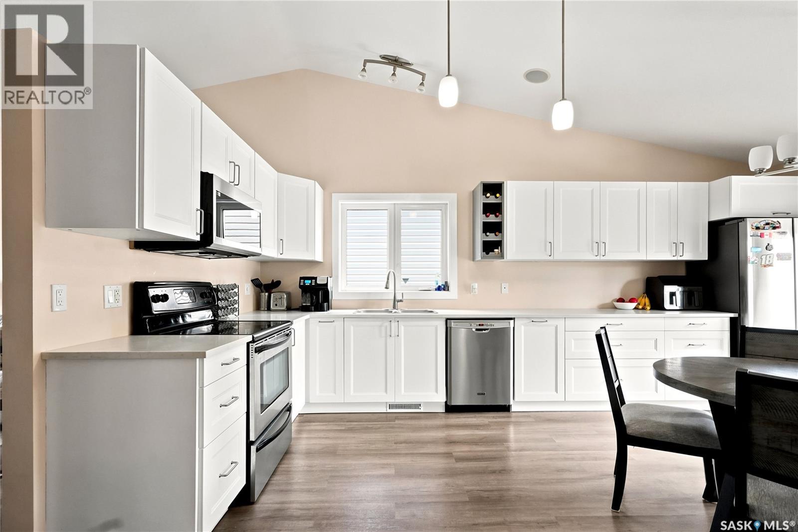 511 West Hampton BOULEVARD - 8