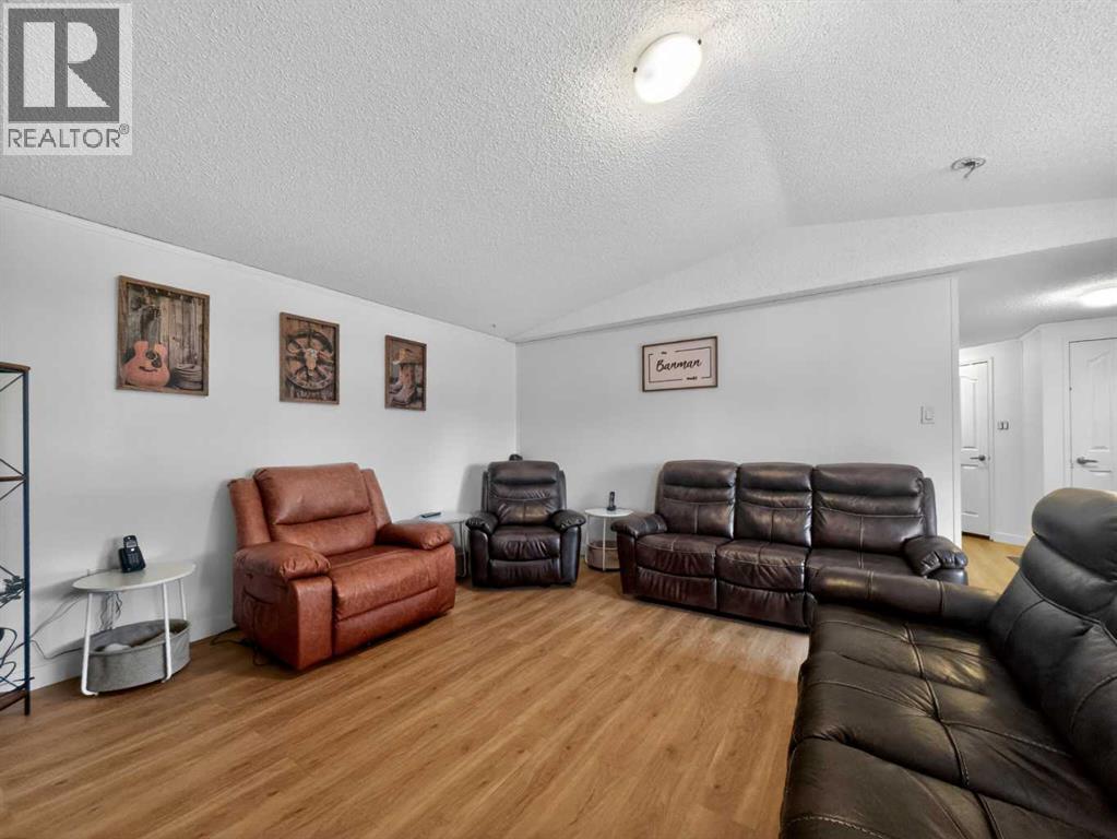 10226 103 Avenue - 4