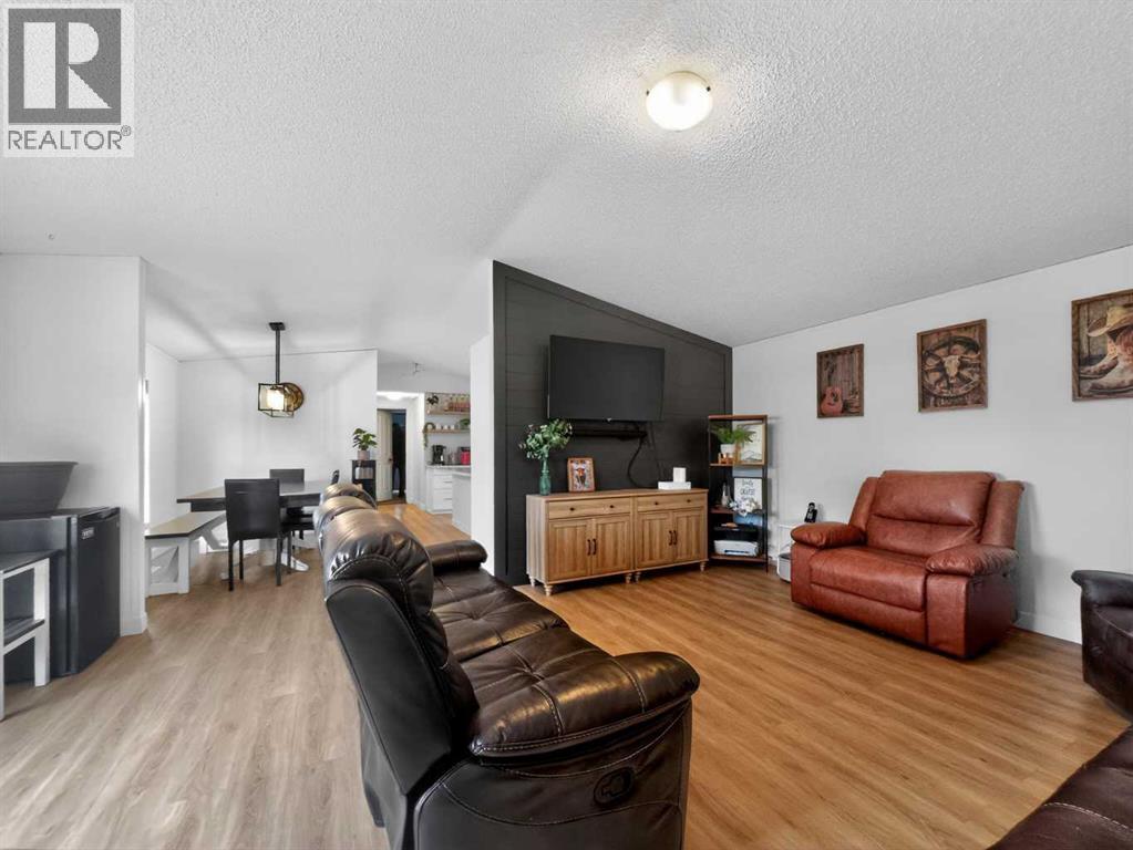 10226 103 Avenue - 3