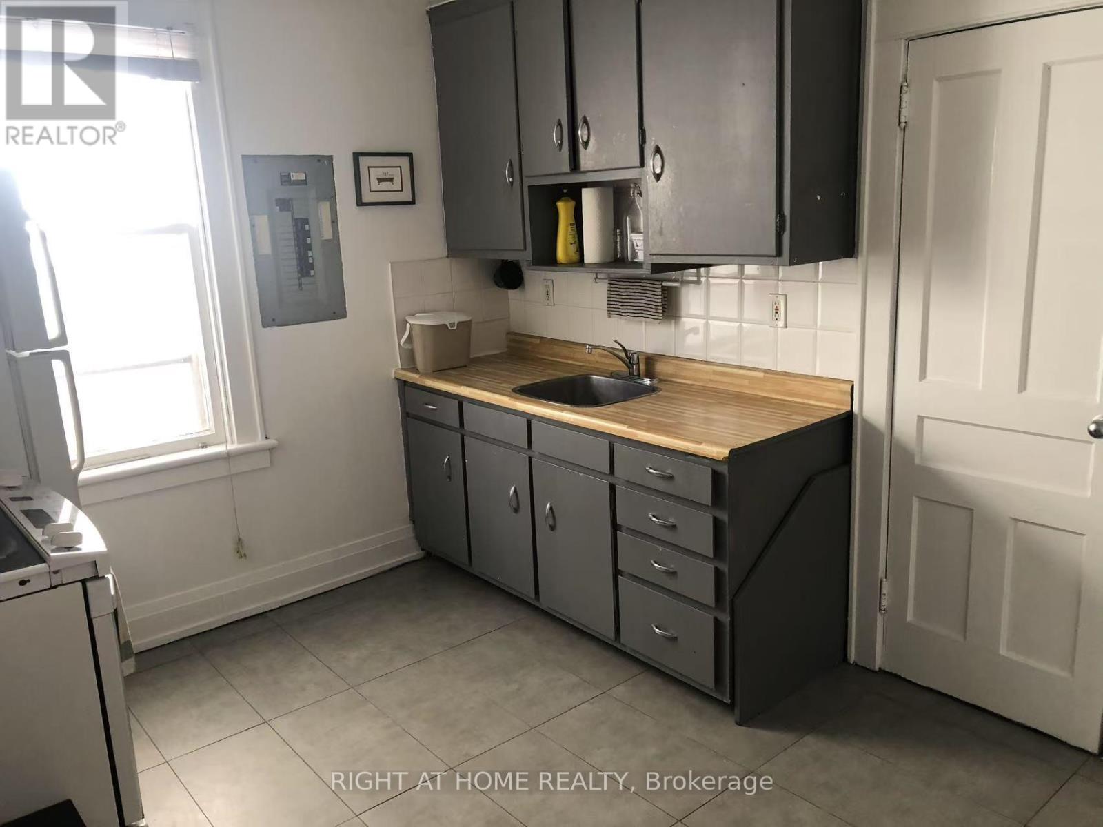 1 Bed, 1 Bath Multi-Family for Rent in Ottawa – 409 – 409B PRESTON STREET, Ottawa – MLS# X13491008 - Image 8