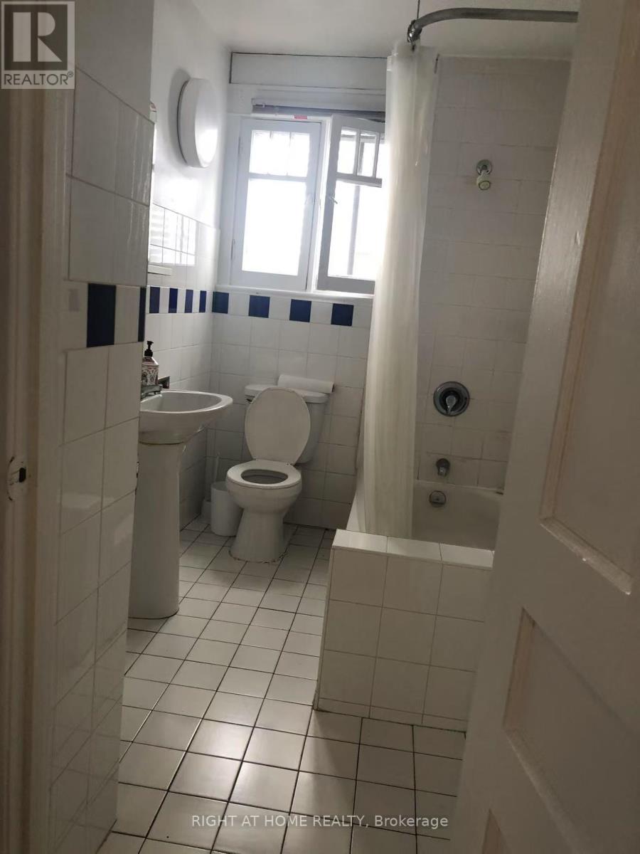 1 Bed, 1 Bath Multi-Family for Rent in Ottawa – 409 – 409B PRESTON STREET, Ottawa – MLS# X13491008 - Image 9