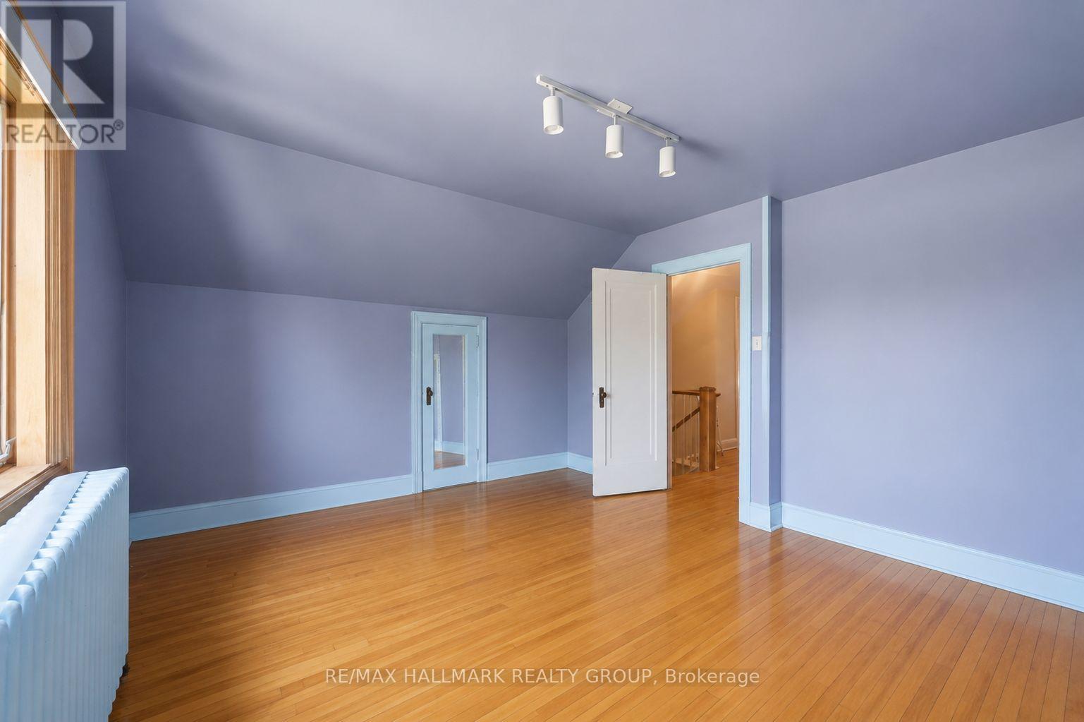 4 Bed, 2 Bath House for Sale in Ottawa – 70 QUEEN MARY STREET, Ottawa – MLS# X13491162 - Image 23