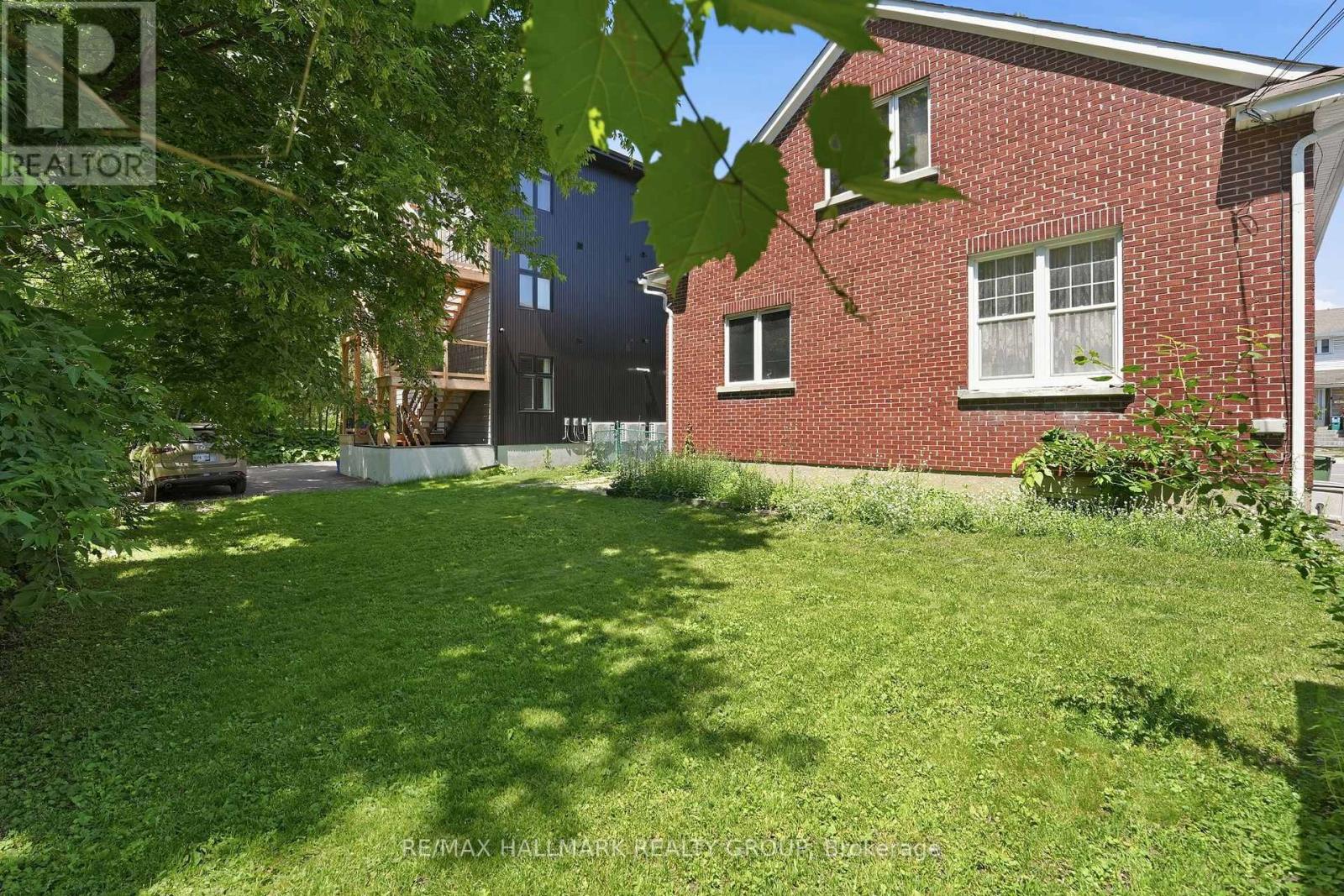 4 Bed, 2 Bath House for Sale in Ottawa – 70 QUEEN MARY STREET, Ottawa – MLS# X13491162 - Image 28