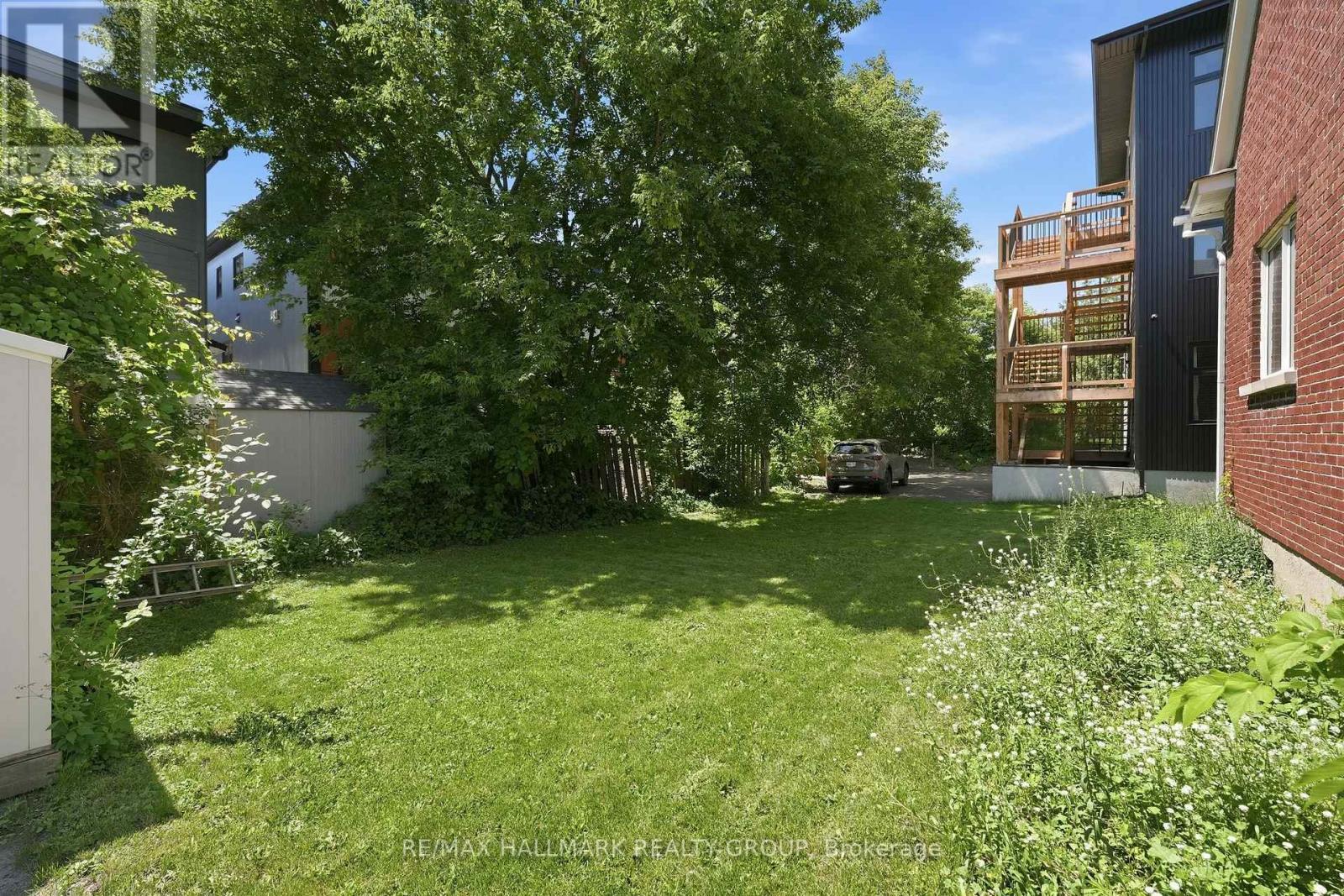 4 Bed, 2 Bath House for Sale in Ottawa – 70 QUEEN MARY STREET, Ottawa – MLS# X13491162 - Image 29