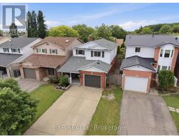 86 BAXTER CRESCENT