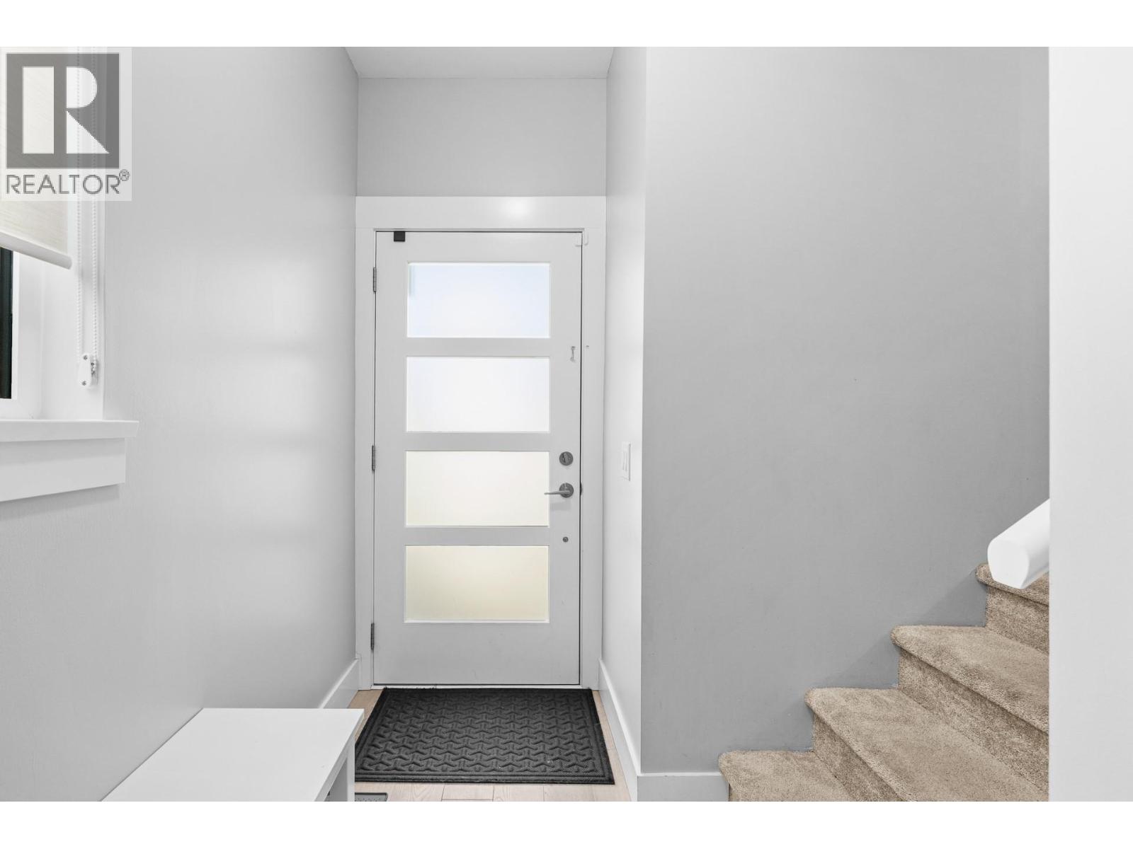 12798 Lake Hill Drive Unit# 56, Lake Country