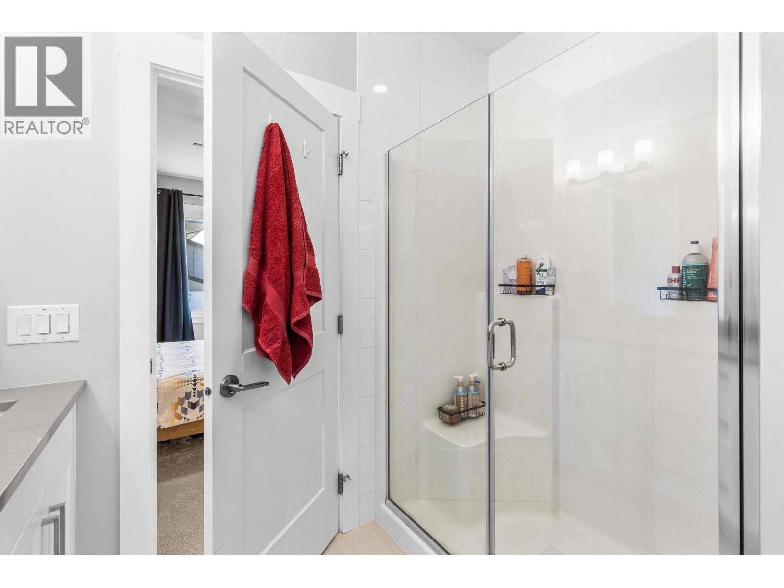 12798 Lake Hill Drive Unit# 56, Lake Country
