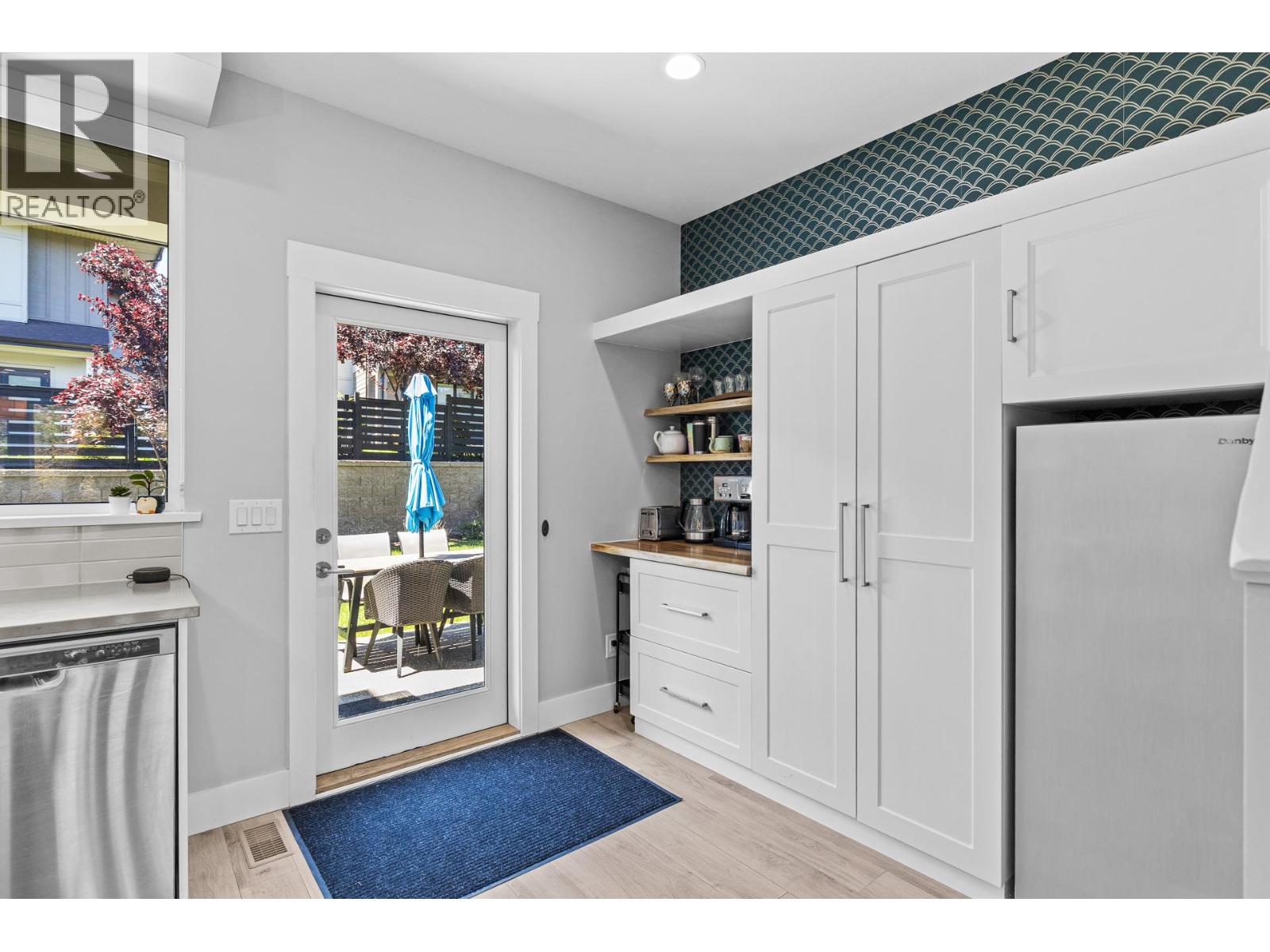 12798 Lake Hill Drive Unit# 56, Lake Country