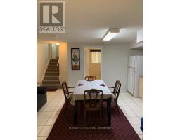 Bsmt - 17 Aldwinckle Heights, Toronto, ON M3J3S7 Photo 9