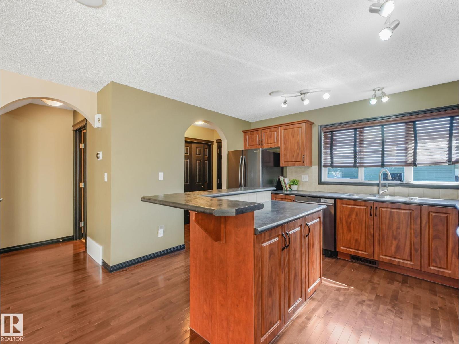 14843 140 ST NW - 13