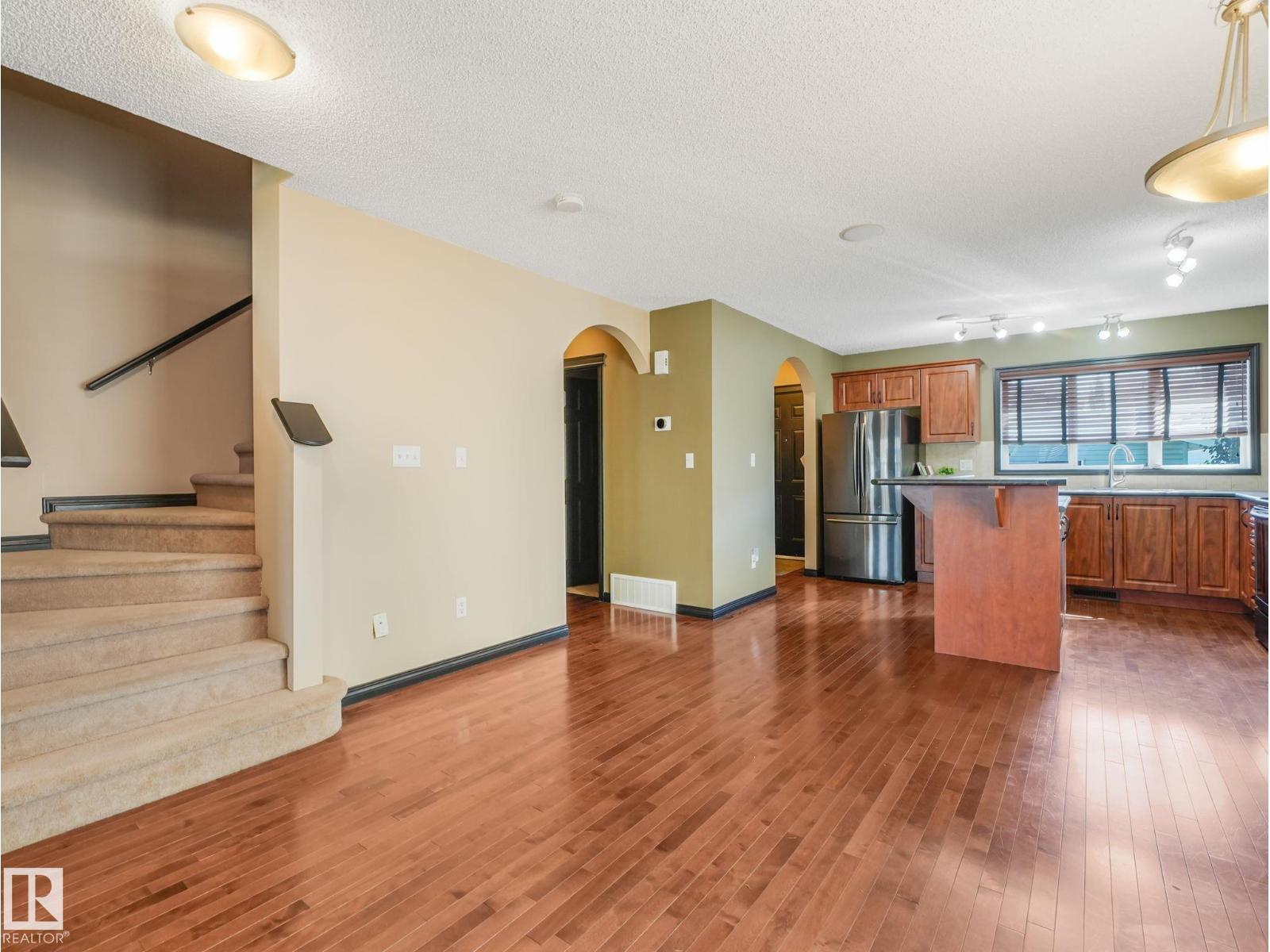 14843 140 ST NW - 20