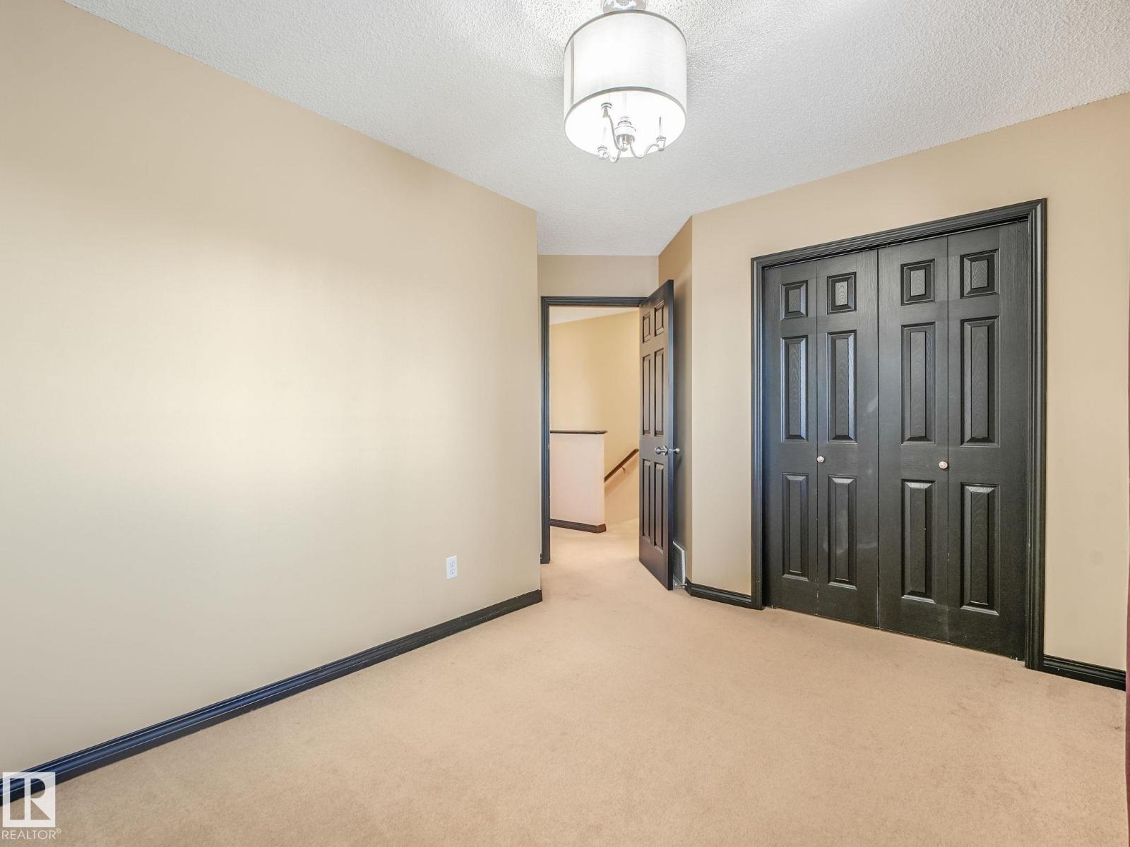 14843 140 ST NW - 24