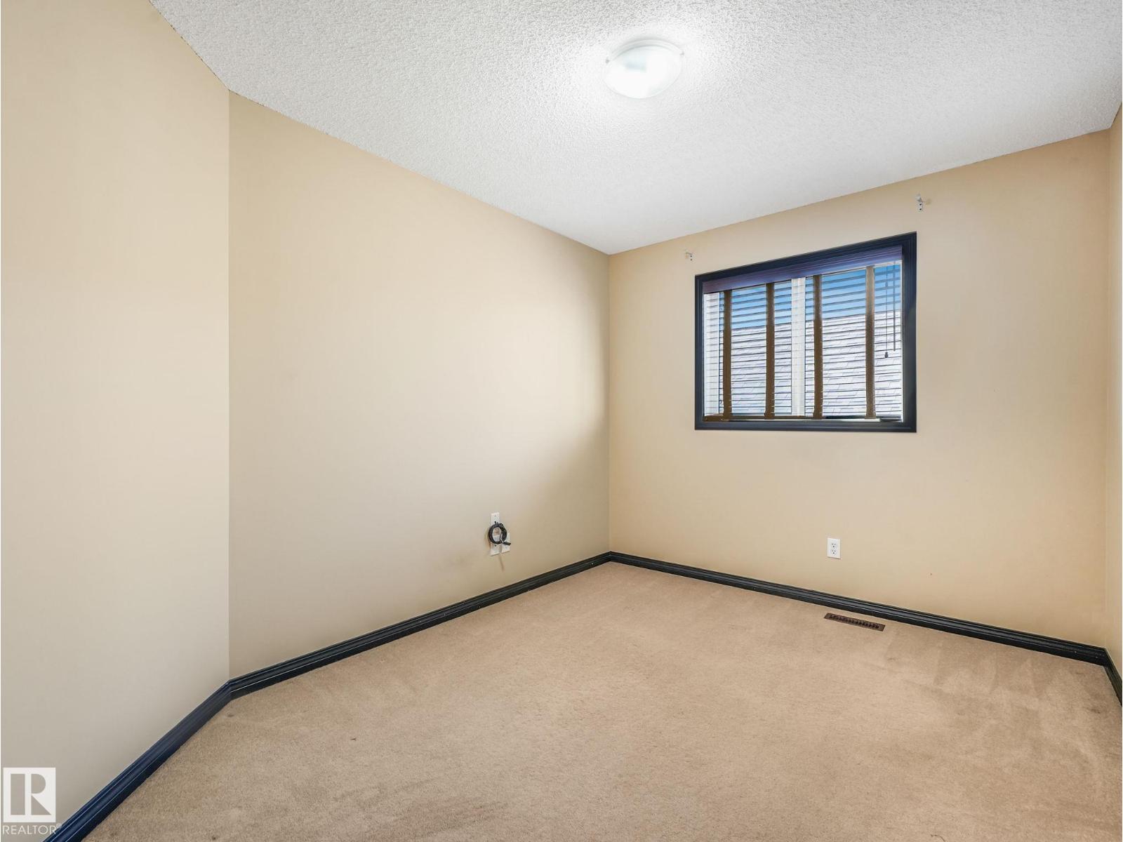 14843 140 ST NW - 26