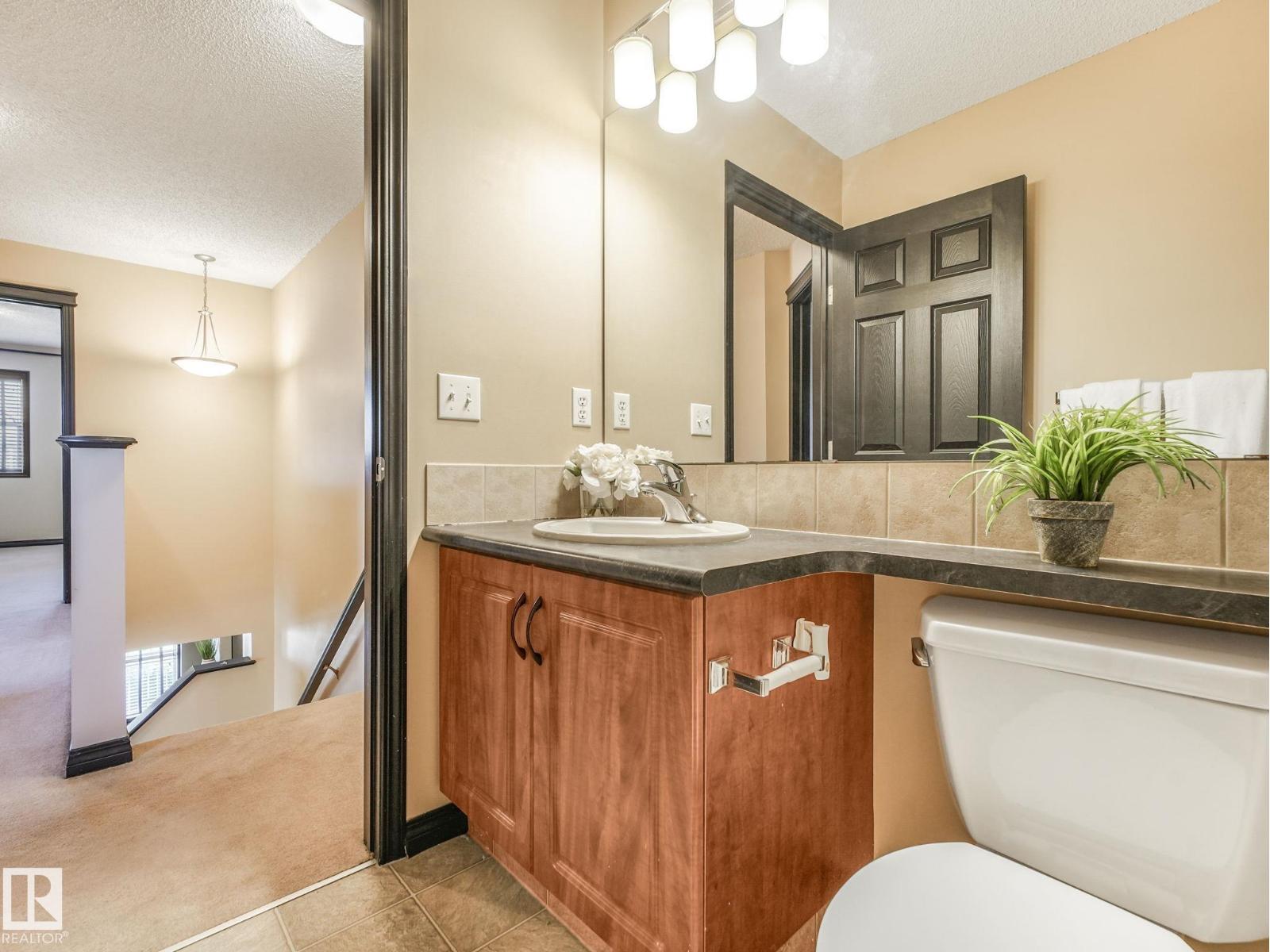 14843 140 ST NW - 29