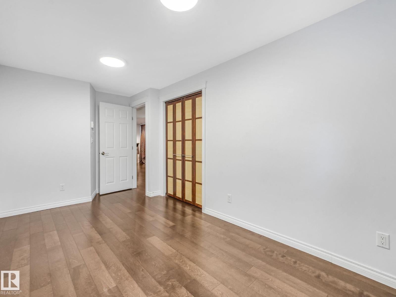 14843 140 ST NW - 42