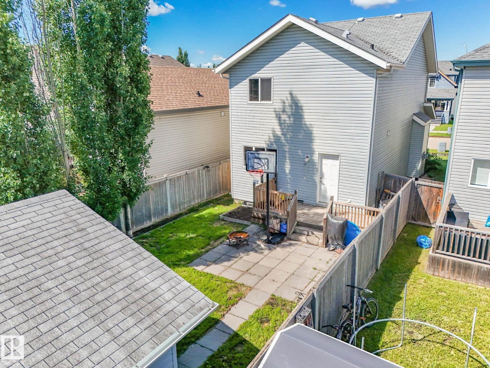14843 140 ST NW - 61