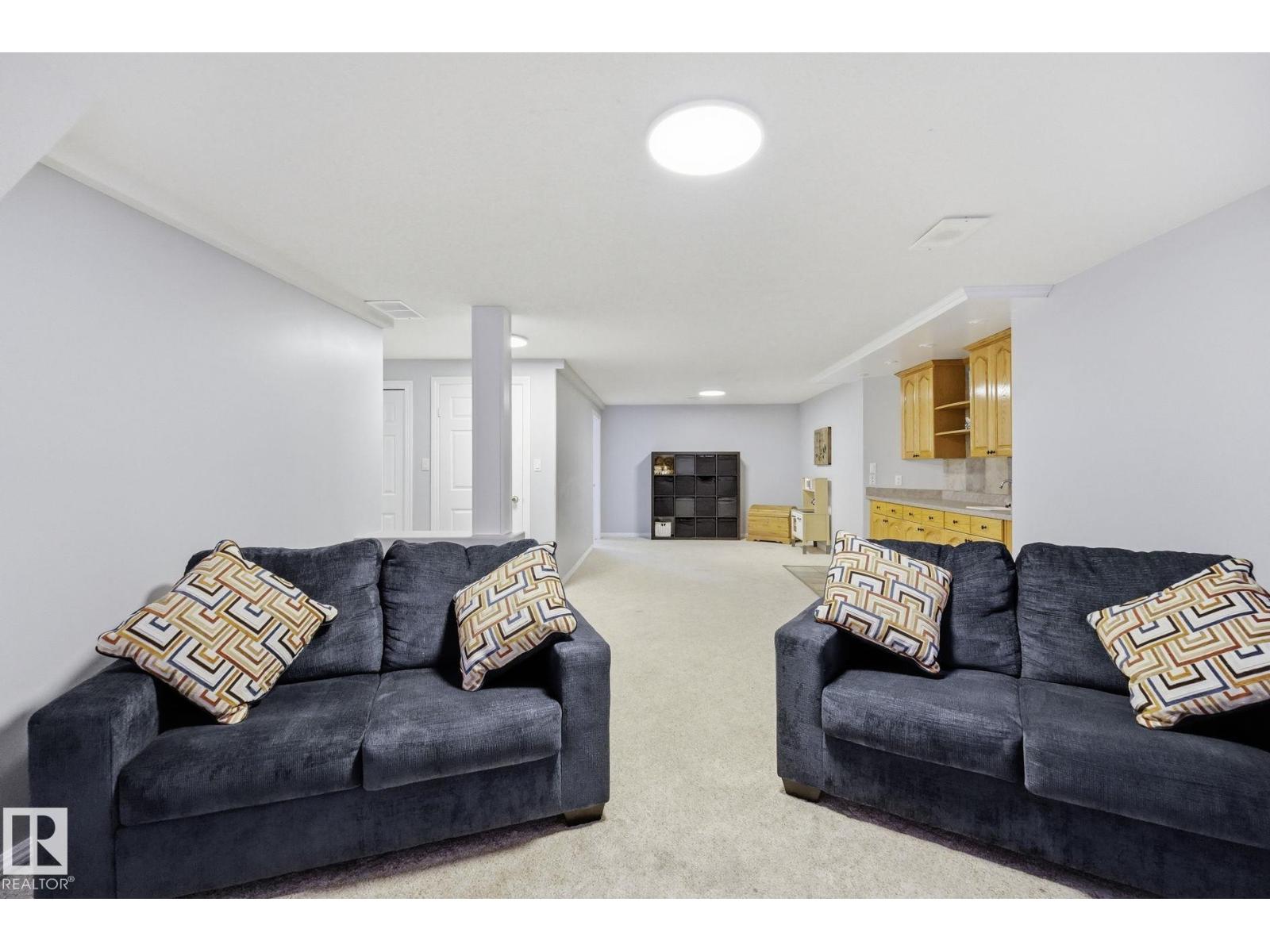 409 Estate DR — photo 25