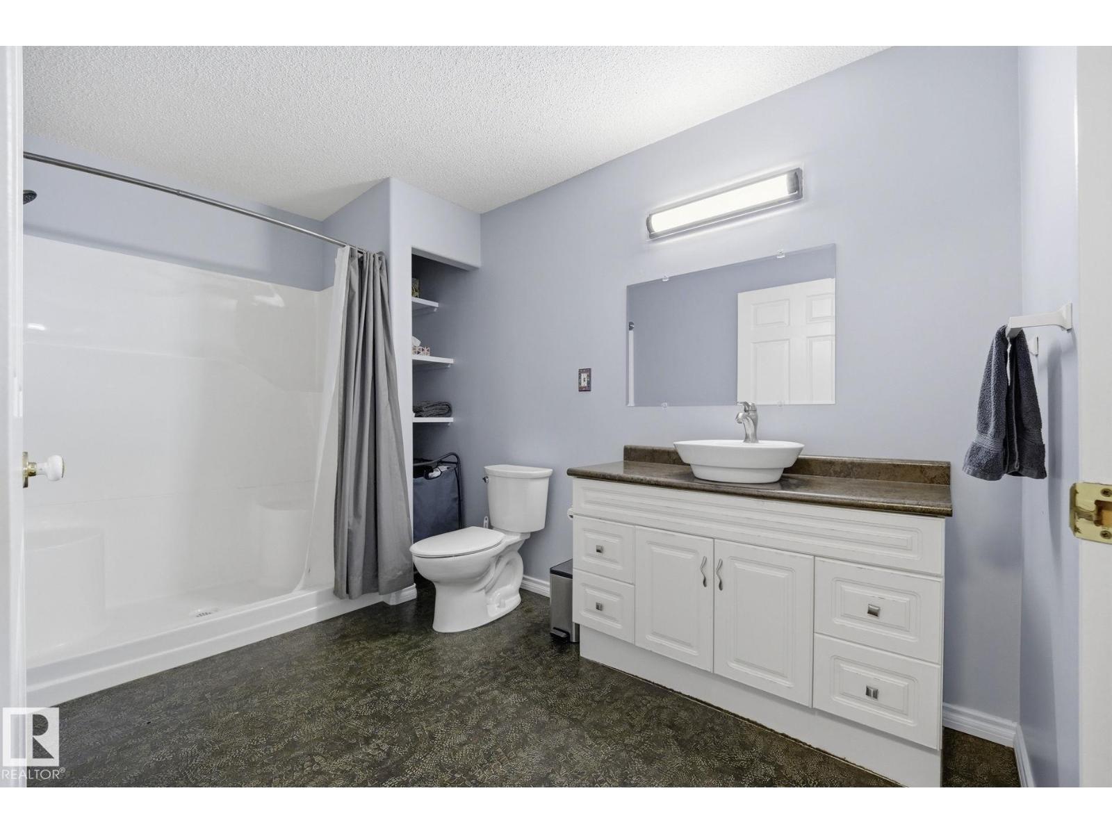 409 Estate DR — photo 29
