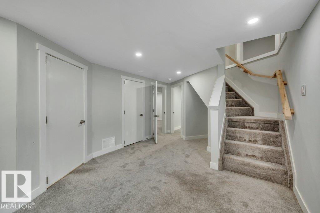 5019 49 Street — photo 27