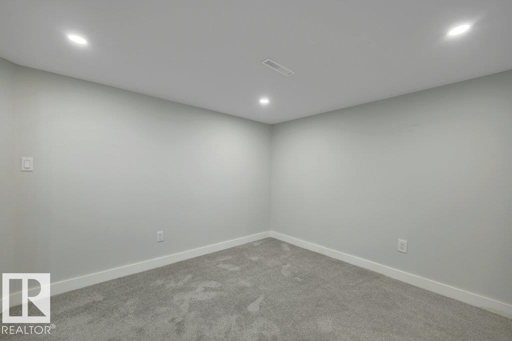 5019 49 Street — photo 34