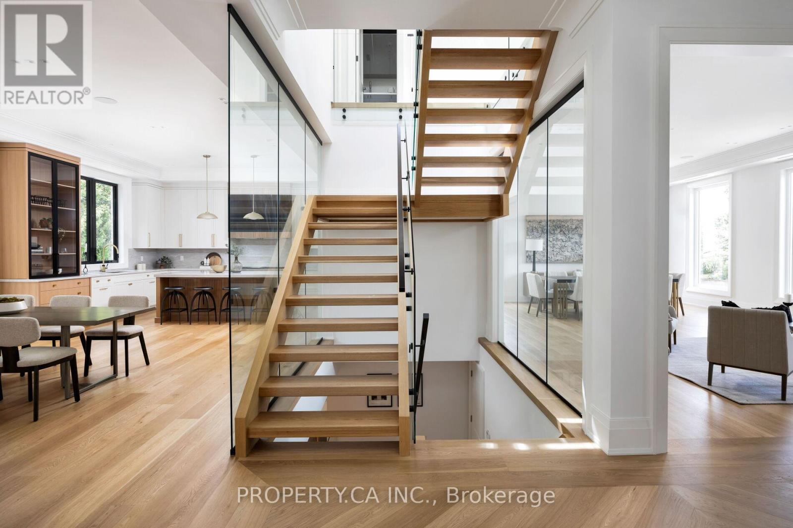 10 GRANGEMILL CRESCENT - 33