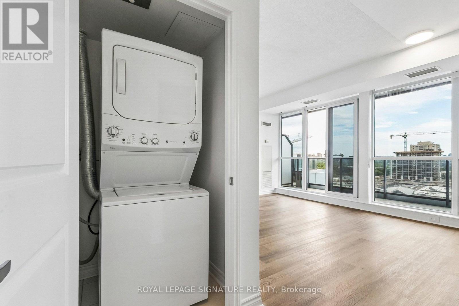 #923 2885 BAYVIEW AVENUE - 15