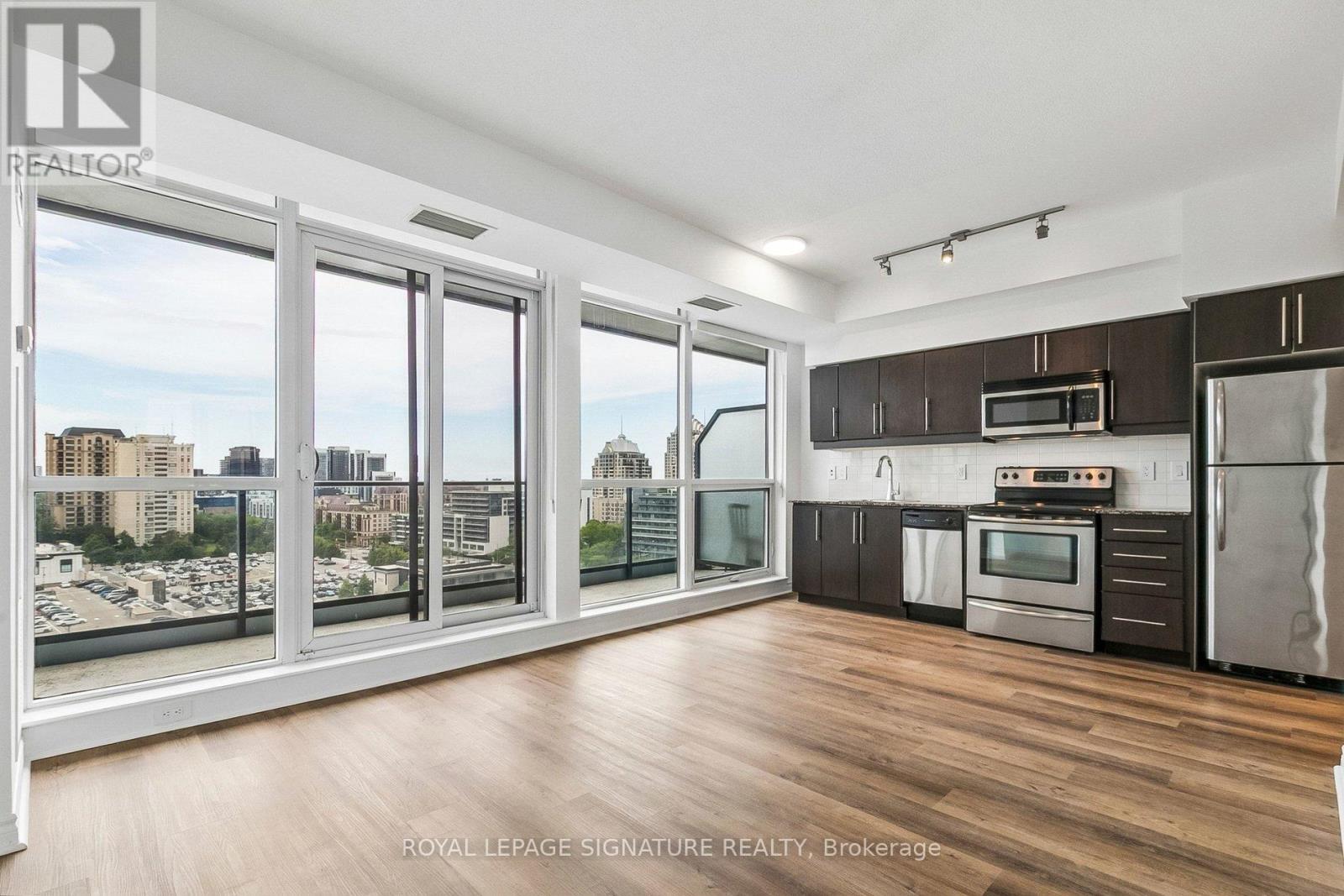#923 2885 BAYVIEW AVENUE - 2