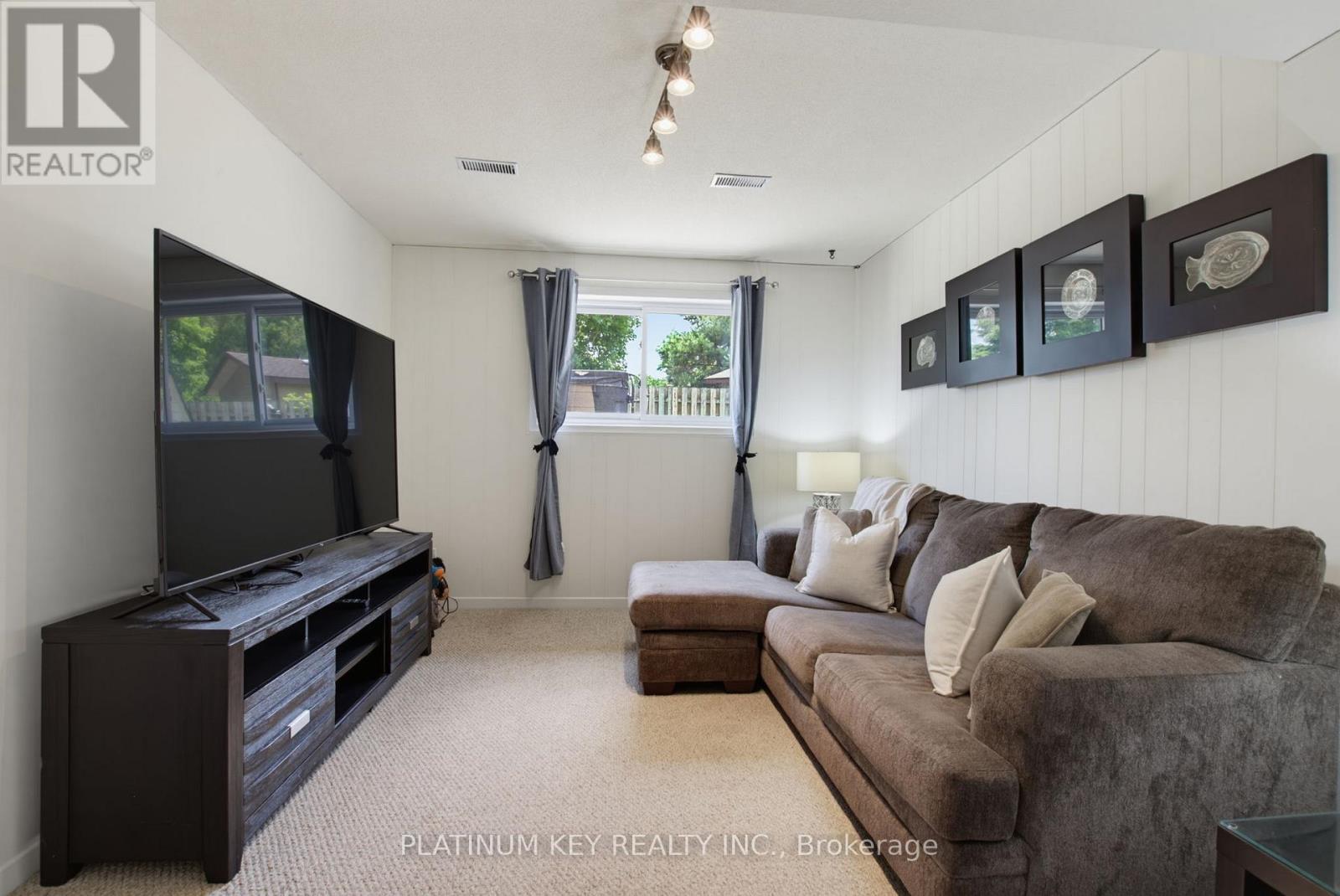 16 SHARPE DRIVE - 26