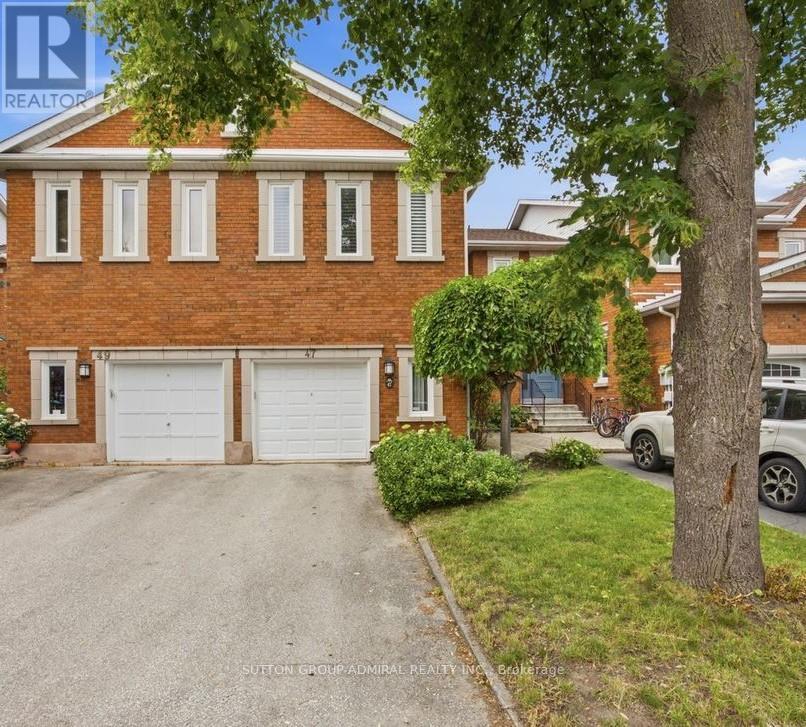 Listing photo of 47 BROWNSTONE CIRCLE