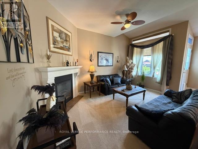 5 Bed, 4 Bath House for Sale in Ottawa – 2202 CLENDENAN CRESCENT, Ottawa – MLS# X13410276 - Image 10