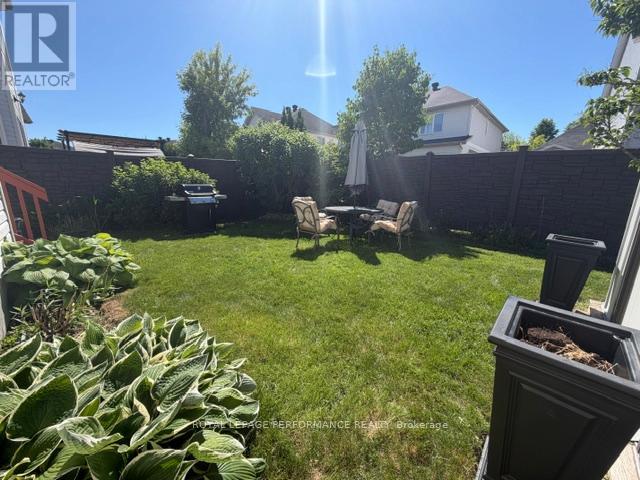 5 Bed, 4 Bath House for Sale in Ottawa – 2202 CLENDENAN CRESCENT, Ottawa – MLS# X13410276 - Image 46